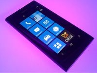 Hands On: Nokia Lumia 800